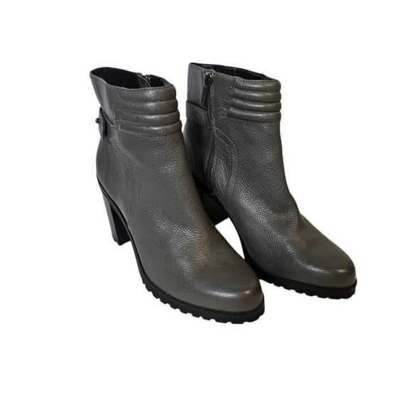 H by Halston Cara gray leather heeled ankle boots.  Size 9.5 NWOT. - Picture 1 of 6